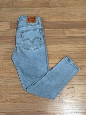 Women’s Levi's Wedgie Skinny Light Jeans, Size 26